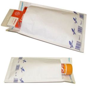 Bubble lined envelopes